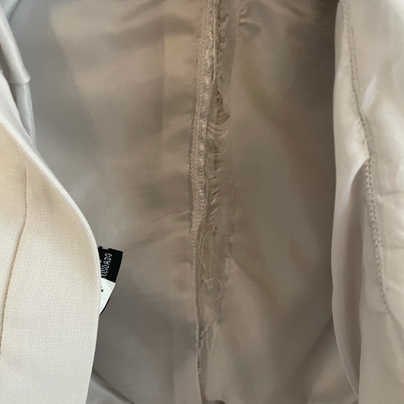 Kasper Pantsuit (Pants, Shell & Blazer Included) - Picture 4 of 4